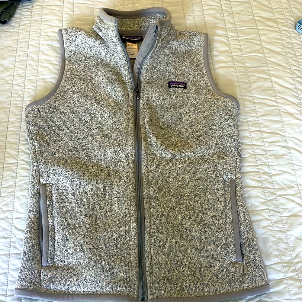 Women’s Patagonia sweater vest size small